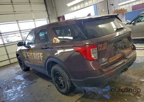 2022 Ford Explorer Police Interceptor z USA, uszkodzony, nr VIN 1FM5K8AW4NNA04298